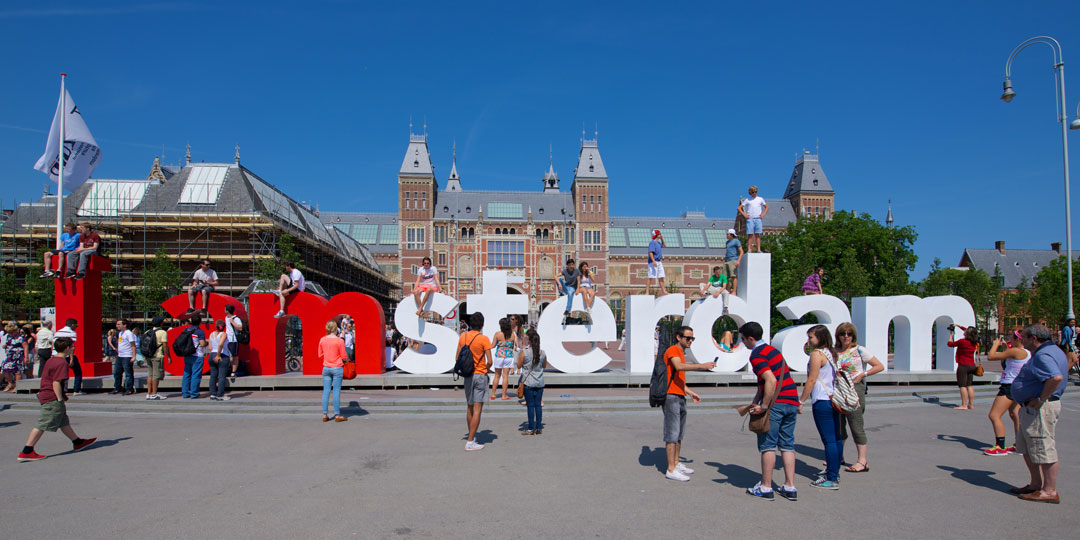 Organizzare viaggio ad Amsterdam, Donuts on Bed Travel blog